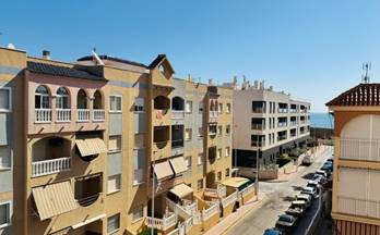 chalets con vistas al mar en torrevieja venta