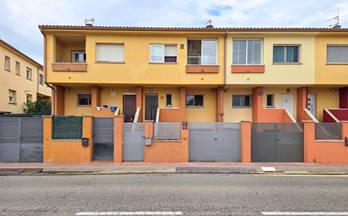 80 casas en venta castello d´empuries