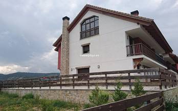 5 casas en venta fuente la reina