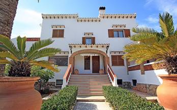 118 venta de casas exterior con terraza denia