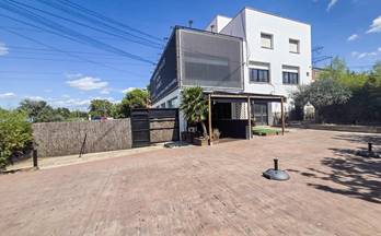 1 edificios en venta rubi