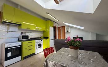 alquiler piso torre del mar paseo marítimo de levante