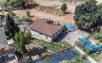 12 casas en venta corro d´avall