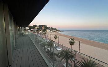 venta atico lloret de mar 1a linea de mar