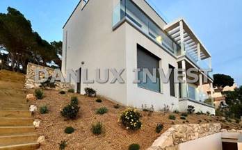 97 venta de casas con terraza en lloret de mar