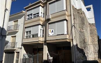 venta chalet adosado castillo de locubin village