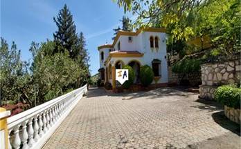 venta cortijo carcabuey outskirts