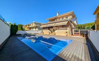 3 casas en venta banyoles