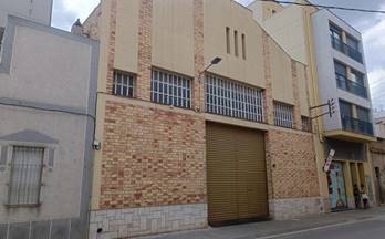 4 naves en alquiler amposta