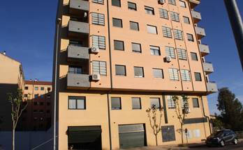 2 garajes en alquiler caceres provincia