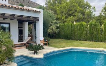 alquiler villa finestrat bahia golf