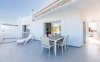 venta casa unifamiliar caleta de velez 