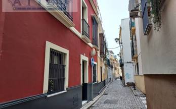 venta local sevilla casco antiguo