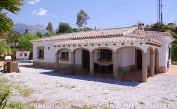 venta casa de campo canillas de aceituno 