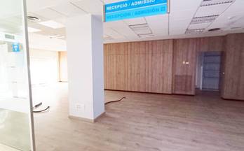 26 locales en venta badalona