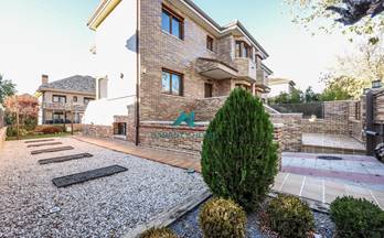 venta chalet pareado villaviciosa de odon centro