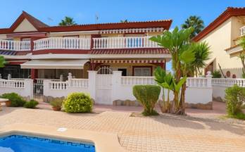 venta chalet adosado rojales urbanización doña pepa