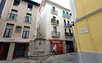 alquiler apartamento pamplona casco viejo