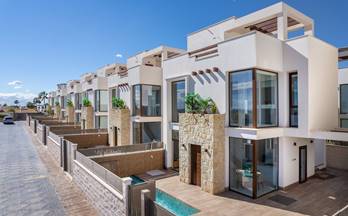 42 venta de casas exterior en ciudad quesada