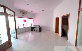 venta oficina salobreña centro