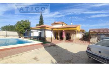 17 casas en venta espartinas