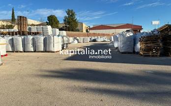 26 naves en venta bocairent