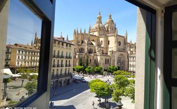 alquiler piso segovia pza mayor