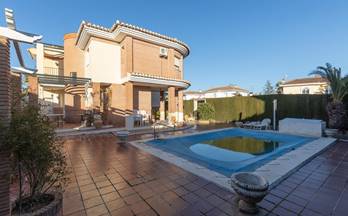 venta chalet albolote urb. parque de cubillas