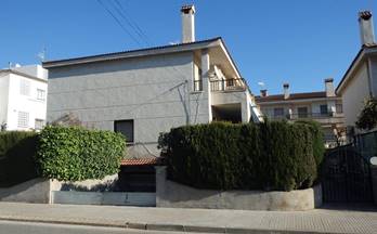 16 garajes en venta cunit, tarragona