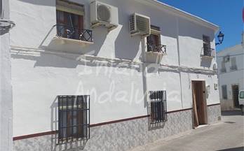CHALET ADOSADO en venta fuente tojar Town Centre