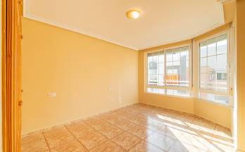 venta apartamento torrevieja centro