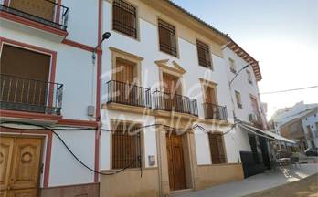 venta chalet adosado encinas reales town centre