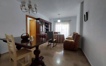 venta piso salobreña casa roja