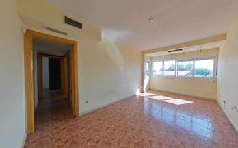 venta piso parla calle lago tiberiades