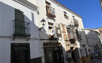 venta chalet adosado iznajar town centre