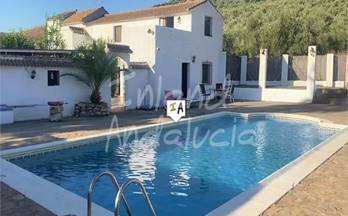 venta cortijo iznajar rural