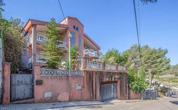 6 casas en venta castellfollit del boix