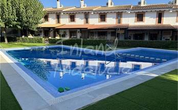 venta chalet adosado luque village