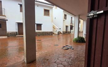 3 locales en venta fondon