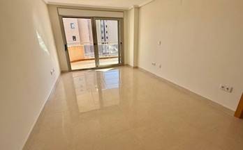 180 apartamentos en venta la sella