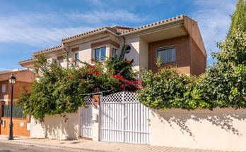 venta chalet pareado huetor vega los rebites