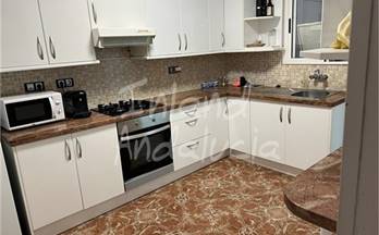 venta chalet adosado castillo de locubin town centre