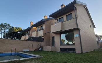 venta villa pozuelo de alarcon calle amparo