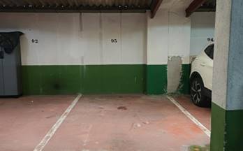 GARAJE en venta Cambre Temple