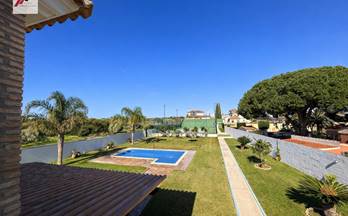 10 casas en venta en el puerto de santa maria con piscina