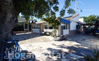 venta chalet turis urbanizacion montur