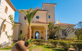 venta villa estepona costa del sol
