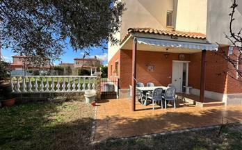 3 casas en venta viana de cega