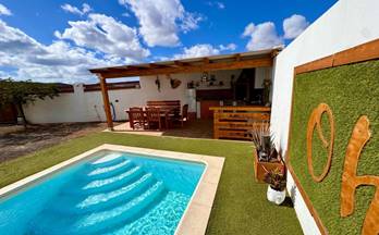 7 casas en venta las playitas