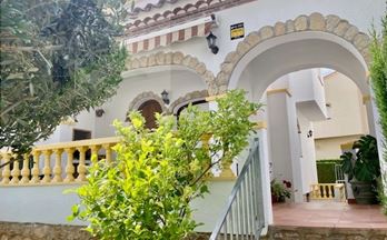 venta chalet pareado mont roig del camp casalot